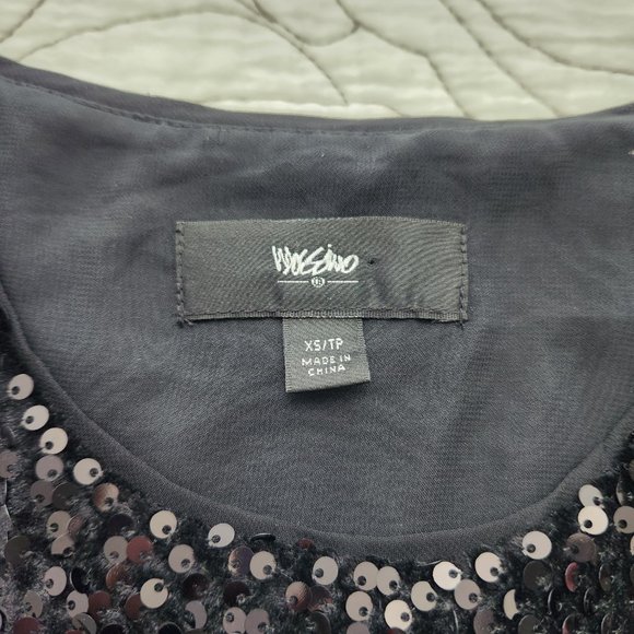 [XS] Black Sequined Mossimo Blouse - Picture 3 of 8